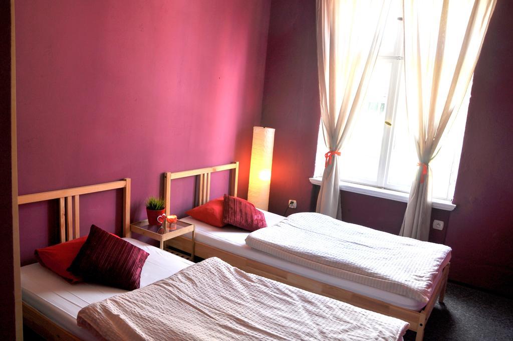 Hostel Awangarda Poznan Ruang foto