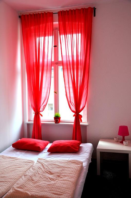 Hostel Awangarda Poznan Ruang foto