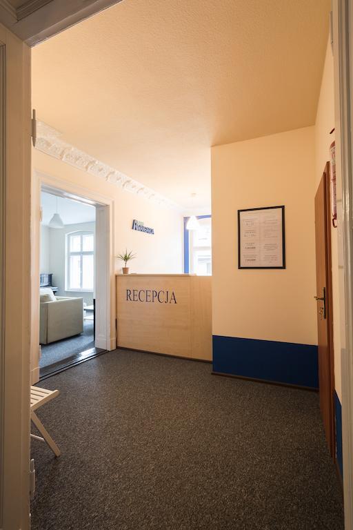 Hostel Awangarda Poznan Bagian luar foto