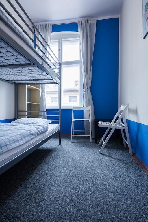Hostel Awangarda Poznan Bagian luar foto