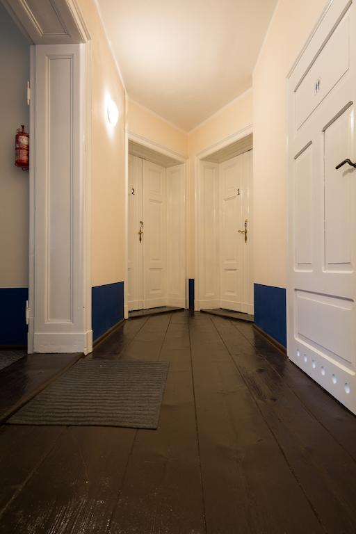 Hostel Awangarda Poznan Bagian luar foto