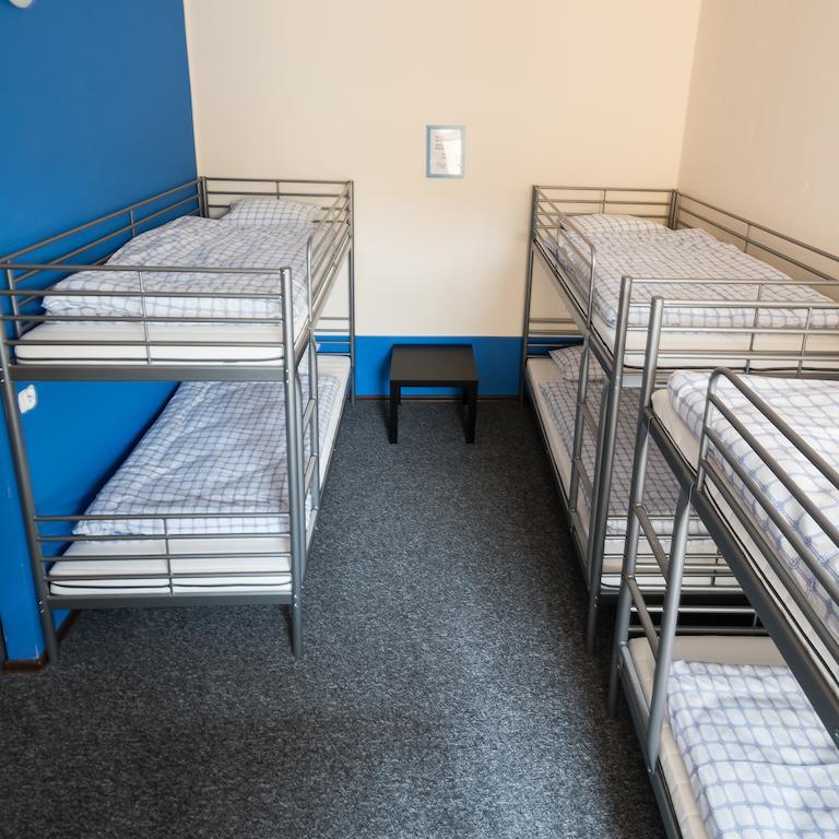 Hostel Awangarda Poznan Bagian luar foto