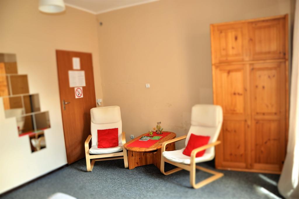 Hostel Awangarda Poznan Bagian luar foto