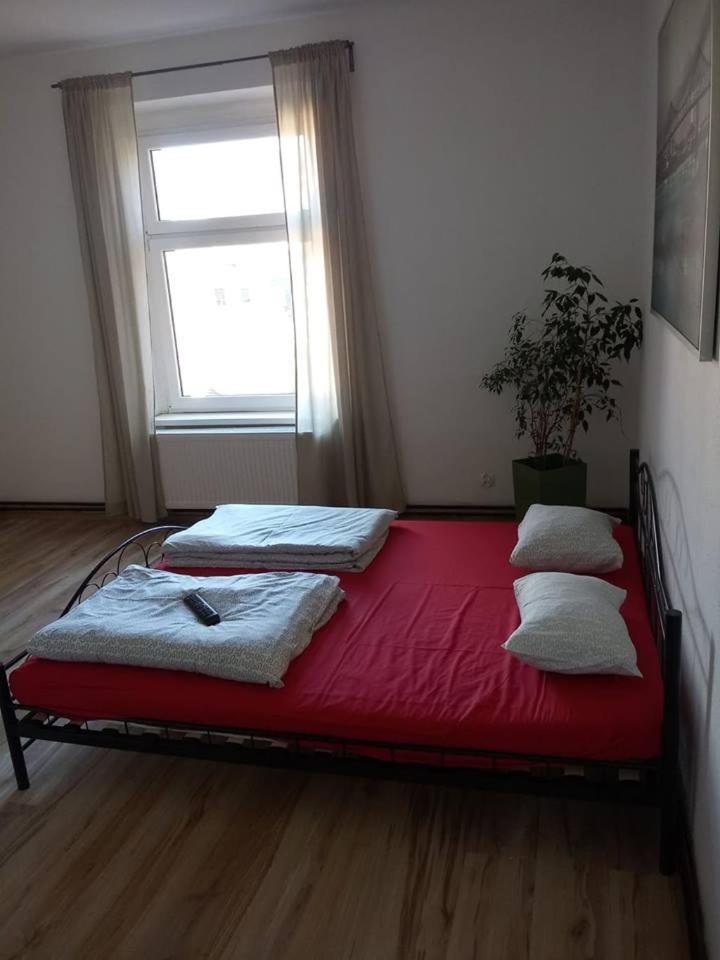 Hostel Awangarda Poznan Bagian luar foto