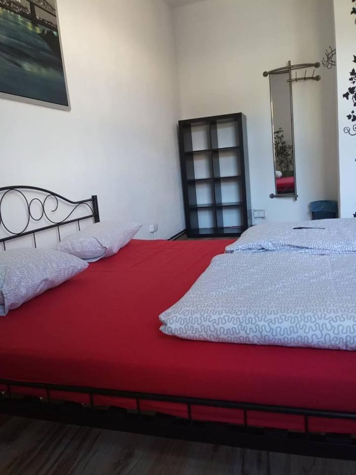 Hostel Awangarda Poznan Bagian luar foto